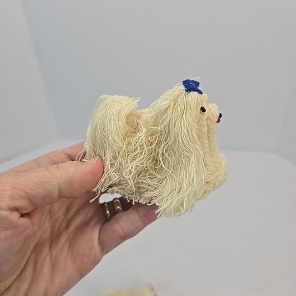 Vintage Lot of 2 Handmade Dogs from Threads White - Picture 11 of 14